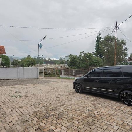 Reddoorz Plus Near Lembang Park & Zoo Exterior foto