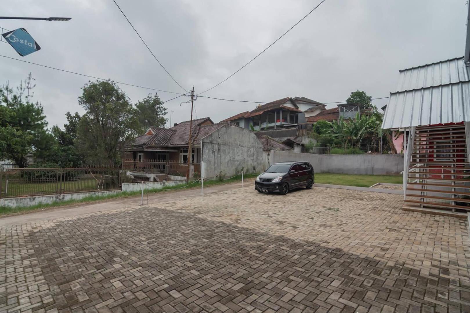 Reddoorz Plus Near Lembang Park & Zoo Exterior foto